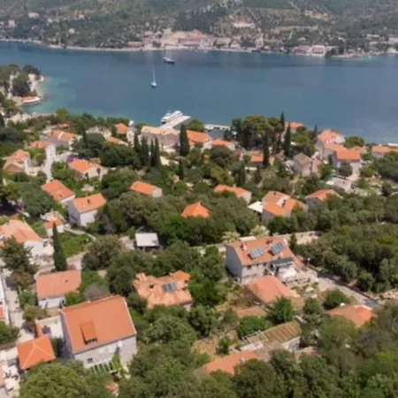 Imperial View Villa *