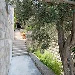 Imperial View Vila